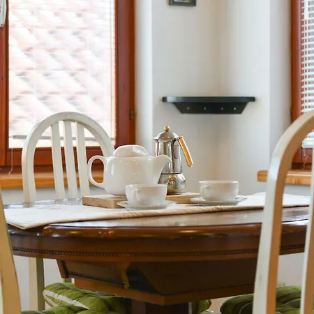 Pia Apartment Sali