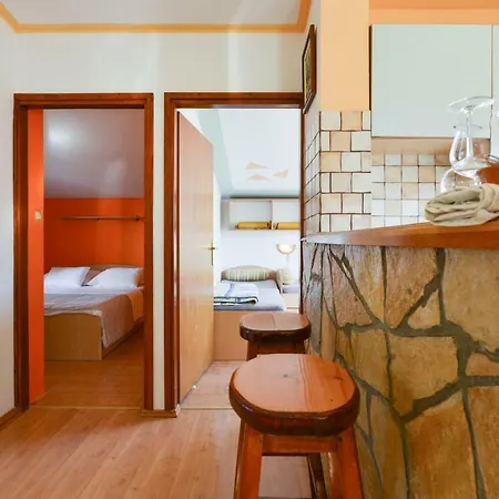 Apartment Pia Sali