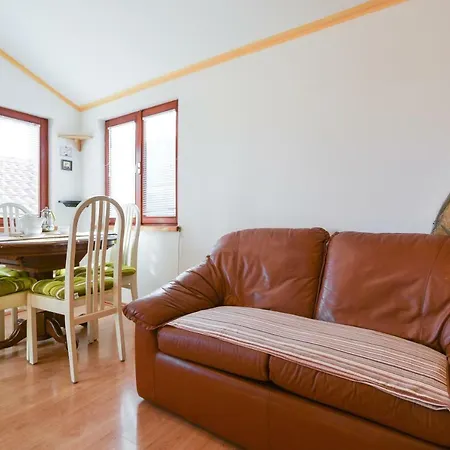 Pia Apartment